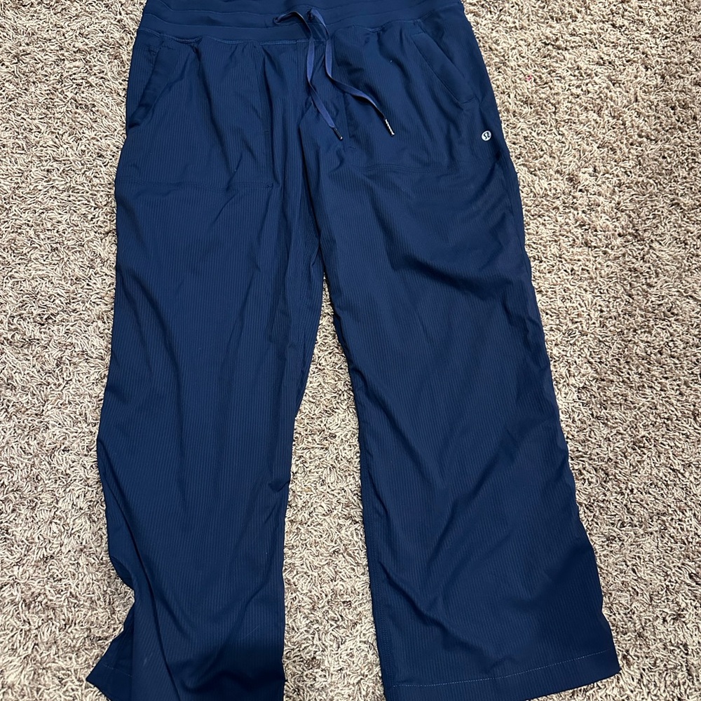 Lululemon Crop
